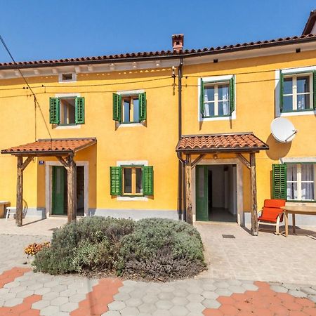 House Krizanic In Marcana, Istria, With 2 Apartments, Total 9 Guests Eksteriør bilde