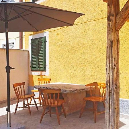 House Krizanic In Marcana, Istria, With 2 Apartments, Total 9 Guests Eksteriør bilde
